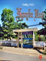 Khuc hat ru nhung em be lon tren lung me