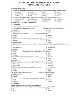 KIỂM TRA CHẤT LƯỢNG CUỐI NĂM 2011 MÔN: ANH VĂN – ĐỀ 3 docx
