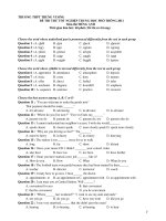 ĐỀ THI THỬ TỐT NGHIỆP TRUNG HỌC PHỔ THÔNG 2011 Môn thi:TIẾNG ANH - TRUONG THPT TRUNG VUONG doc