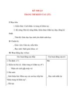 Giáo án lớp 4: KỸ THUẬT TRANG TRÍ KHĂN TAY ppsx