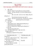 Giáo án âm nhạc lớp 4: Học bài hát: NHỮNG BÔNG HOA NHỮNG BÀI CA (tiết 2) pot