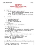 Giáo án âm nhạc lớp 2: NGHE QUỐC CA docx