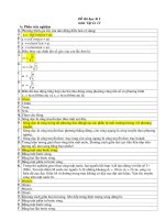 Đề thi học kì I môn Vật Lí 12 pdf