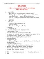 Giáo án âm nhạc lớp 3: TẬP BIỂU DIỄN CÁC BÀI HÁT ĐÃ HỌC TRÒ CHƠI pptx