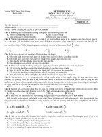 ĐỀ THI HỌC KỲ I MÔN VẬT LÝ 12 NÂNG CAO - Trường THPT Huỳnh Thúc Kháng pptx