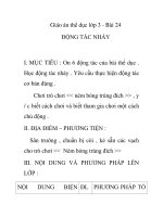Giáo án thể dục lớp 3 - Bài 24 ĐỘNG TÁC NHẢY potx
