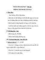 Giáo án khoa học lớp 5 - Bài dạy: PHÒNG TRÁNH BỊ XÂM HẠI potx