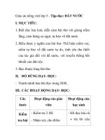 Giáo án tiếng việt lớp 5 - Tập đọc: ĐẤT NƯỚC potx