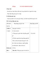 Giáo án Tự nhiên xã hội lớp 3: Đề bài: AN TOÀN KHI ĐI XE ĐẠP. ppsx