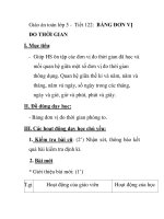 Giáo án toán lớp 5 - Tiết 122: BẢNG ĐƠN VỊ ĐO THỜI GIAN docx