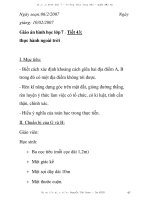 Giáo án hình học lớp 7 - Tiết 43: thực hành ngoài trời pptx