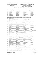KIỂM TRA HỌC KỲ I – LẦN VI Năm học 2010 -2011 Môn: Tiếng Anh lớp 12 docx