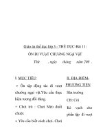 Giáo án thể dục lớp 3 - Bài 11: ôn đi vượt chướng ngại vật pps