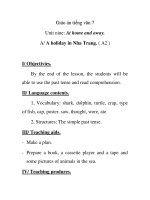 Giáo án tiếng anh lớp 7: Unit nine: At home and away ppsx