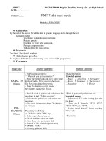 UNIT 7: the mass media Period 1: READING pptx