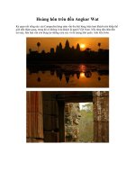 Hoàng hôn trên đền Angkor Wat pptx