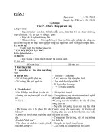 Bộ giáo án lớp 4 năm học 2010 - 2011 - tuần 9 pptx