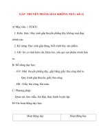 Giáo án lớp 2 môn Thủ Công: GẤP THUYỀN PHẲNG ĐÁY KHÔNG MUI ( tiết 2) pdf