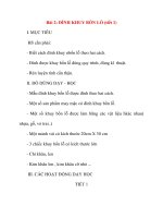 Giáo án lớp 5 môn Kỹ Thuật: Bài 2: ĐÍNH KHUY BỐN LỖ (tiết 1) pot