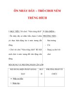 Giáo án môn thể dục lớp 3:Tên bài dạy : ÔN NHẢY DÂY – TRÒ CHƠI NÉM TRÚNG ĐÍCH doc