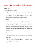 Giáo án môn đạo đức lớp 4 :Tên bài dạy : GIAO TIẾP VỚI KHÁCH NƯỚC NGOÀI. pptx