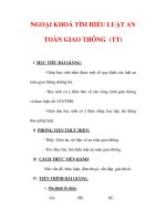 Giáo án Giáo dục công dân lớp 6 : Tên bài dạy : NGOẠI KHOÁ TÌM HIỂU LUẬT AN TOÀN GIAO THÔNG (TT) potx