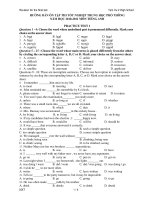 HƯỚNG DẪN ÔN TẬP THI TỐT NGHIỆP TRUNG HỌC PHỔ THÔNG NĂM HỌC 2010-2011 MÔN TIẾNG ANH PRACTICE TEST 1 pptx