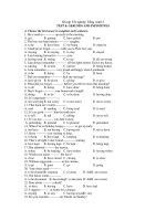 Ôn tập Tốt nghiệp Tiếng Anh12 TEST 8: GERUNDS AND INFINITIVES doc