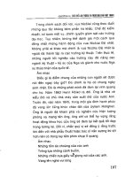 Giáo trình các thể loại báo chí và phát thanh part 3 pdf