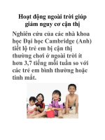 Hoạt động ngoài trời giúp giảm nguy cơ cận thị docx