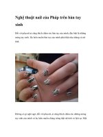Nghệ thuật nail của Pháp trên bàn tay xinh pps