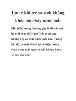 Lưu ý khi trẻ sơ sinh không khóc mà chảy nước mắt pot