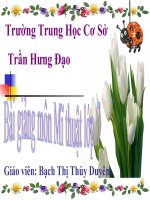 Bài 11: Cuộc sống quanh em