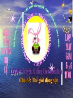 Ai dang khen nhieu hon ?