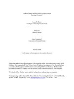 davis et al - 2007 - auditor tenure and the ability to meet or beat earnings forecasts