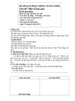 KH hoạt động ngoài trời.