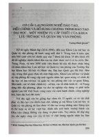 Cơ cấu lại ngành nghề đào tạo, điều chỉnh và bổ sung chương trình đào tạo đại học - một nhiệm vụ cấp thiết của khoa lữu trữ học và quản trị văn phòng