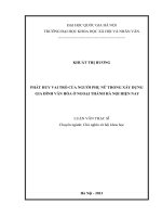 Phát huy vai trò của người phụ nữ trong xây dựng gia đình văn hóa ở ngoại thành Hà Nội hiện nay