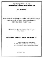 Một số vấn đề về phát triển nguồn lực trong quá trình công nghiệp hoá, hiện đại hoá ở Việt Nam