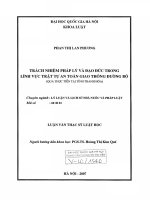 Trách nhiệm pháp lý và đạo đức trong lĩnh vực trật tự an toàn giao thông đường bộ