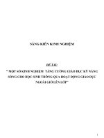 SKKN Tiểu học Hiệu trưởng tổ chức rèn kỹ năng sống cho học sinh qua các hoạt động giáo dục ngoài giờ lên lớp