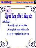 tập gõ các phím ở hàng phím trên