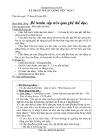 truon sap treo qua ghe the duc