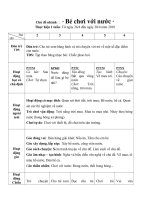 Chủ đề nhánh:  Bé chơi với nước