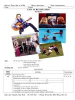 Unit 14 Tieng Anh 11 chuan