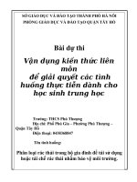 Vận dụng kiến thức liên môn để giải quyết tình huống Phân loại rác thải trong hộ gia đình để tái sử dụng hoặc tái chế rác thải nhằm bảo vệ môi trường.