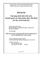 Phân loại rác thải trong hộ gia đình để tái sử dụng hoặc tái chế rác thải nhằm bảo vệ môi trường