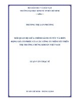 Mối quan hệ giữa chính sách cổ tức và biến động giá cổ phiếu của các công ty niêm yết trên thị trường chứng khoán Việt Nam  Luận văn thạc sĩ
