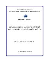 LỰA CHỌN CHÍNH SÁCH KINH TẾ VĨ MÔ VIỆT NAM TRÊN CƠ SỞ BỘ BA BẤT KHẢ THI LUẬN VĂN THẠC SĨ.PDF