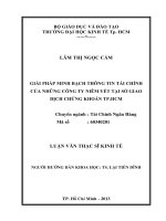 Luận văn thạc sĩ Giải pháp minh bạch thông tin tài chính của những Công ty niêm yết tại Sở Giao dịch chứng khoán TP Hồ Chí Minh